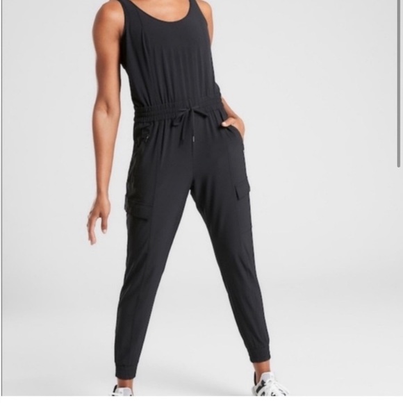 Athleta Pants - Athleta Unbound Jumpsuit Cinched Waist Cargo Pockets Black Stretch size medium